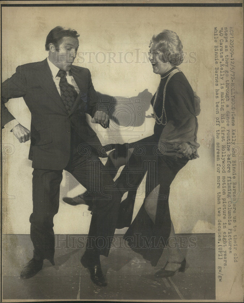 1972 Press Photo Gene Kelly Binnie Barnes 40 Carats Hollywood Motion pictures - Historic Images