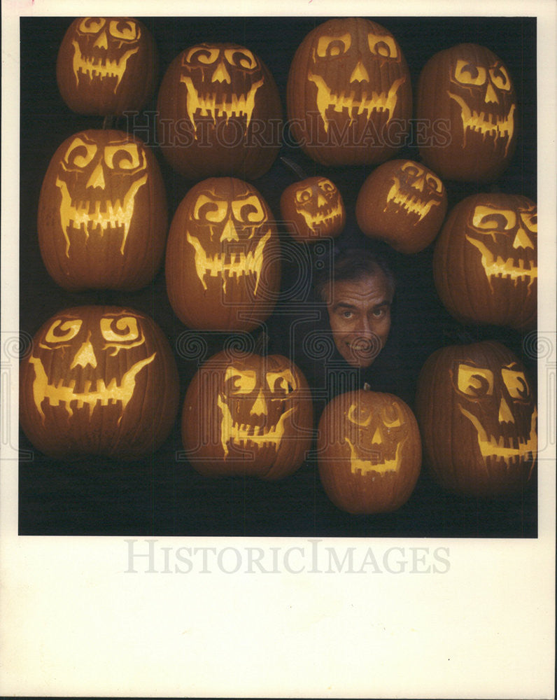 1991 Press Photo John Bardeen founder Denver Pumpkin Ltd Carve pLantern kit - Historic Images