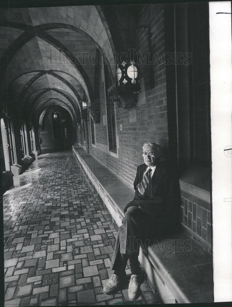 1974 Press Photo Ross Snyder Chicago Theological Seminary - Historic Images