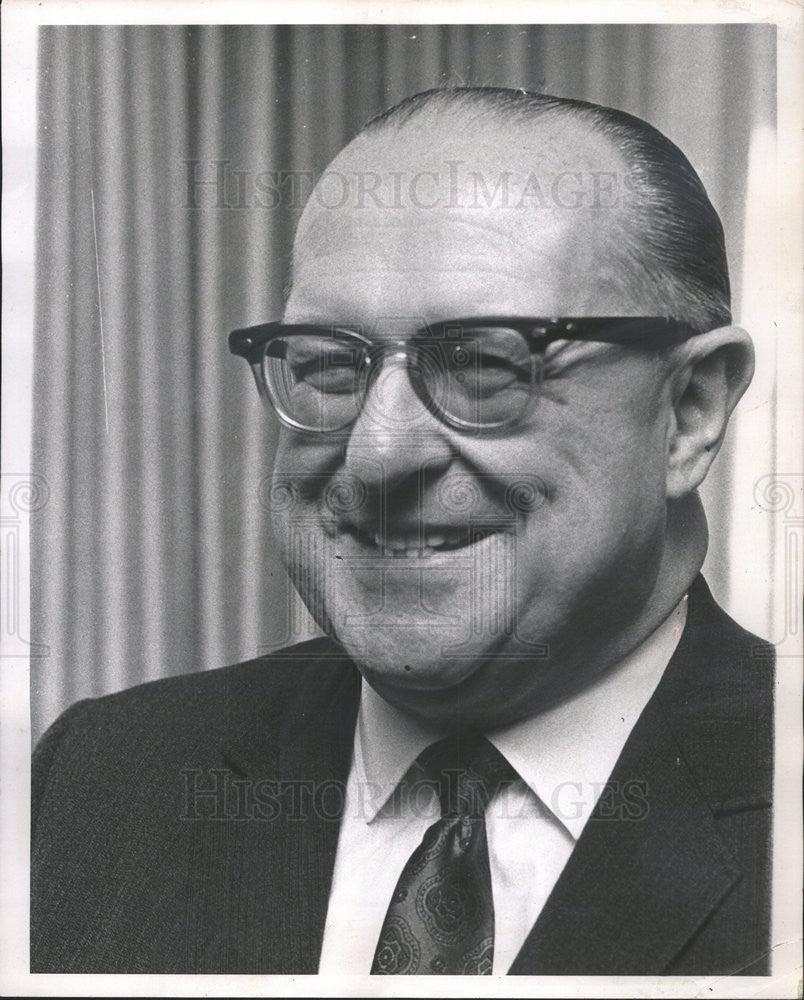 1967 Press Photo John Edwards Manager Chicago Symphony Orchestra - Historic Images