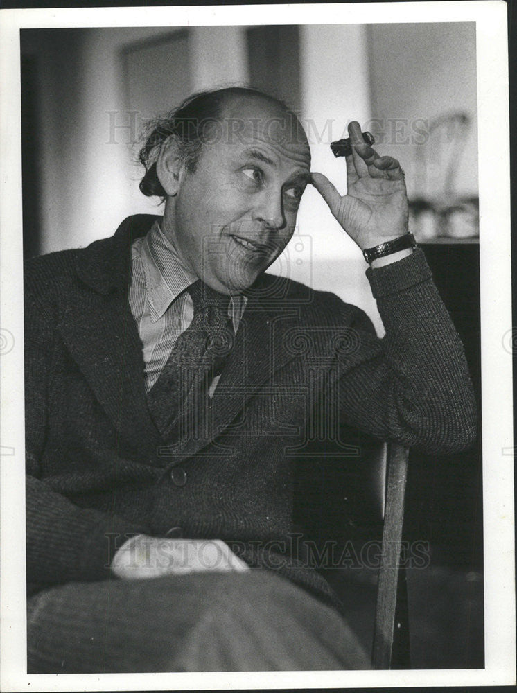 1977 Press Photo Bernie Sahlins Second City guiding light North Wells Richard - Historic Images