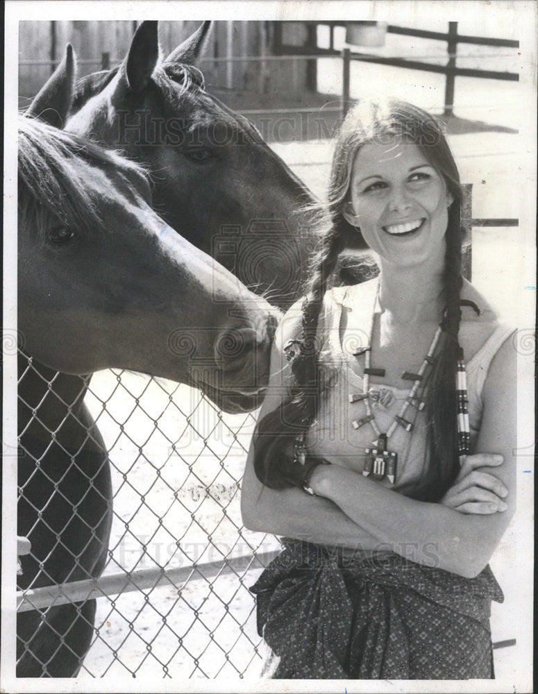 1976 Press Photo Susan James Scott Free Actress - Historic Images