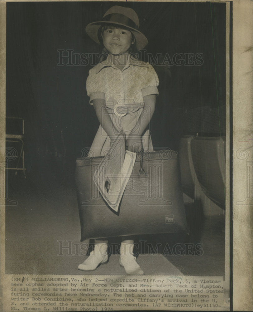 1974 Press Photo Tiffany Peck, Vietnamese Orphan adopted by Air Force Capt. - Historic Images