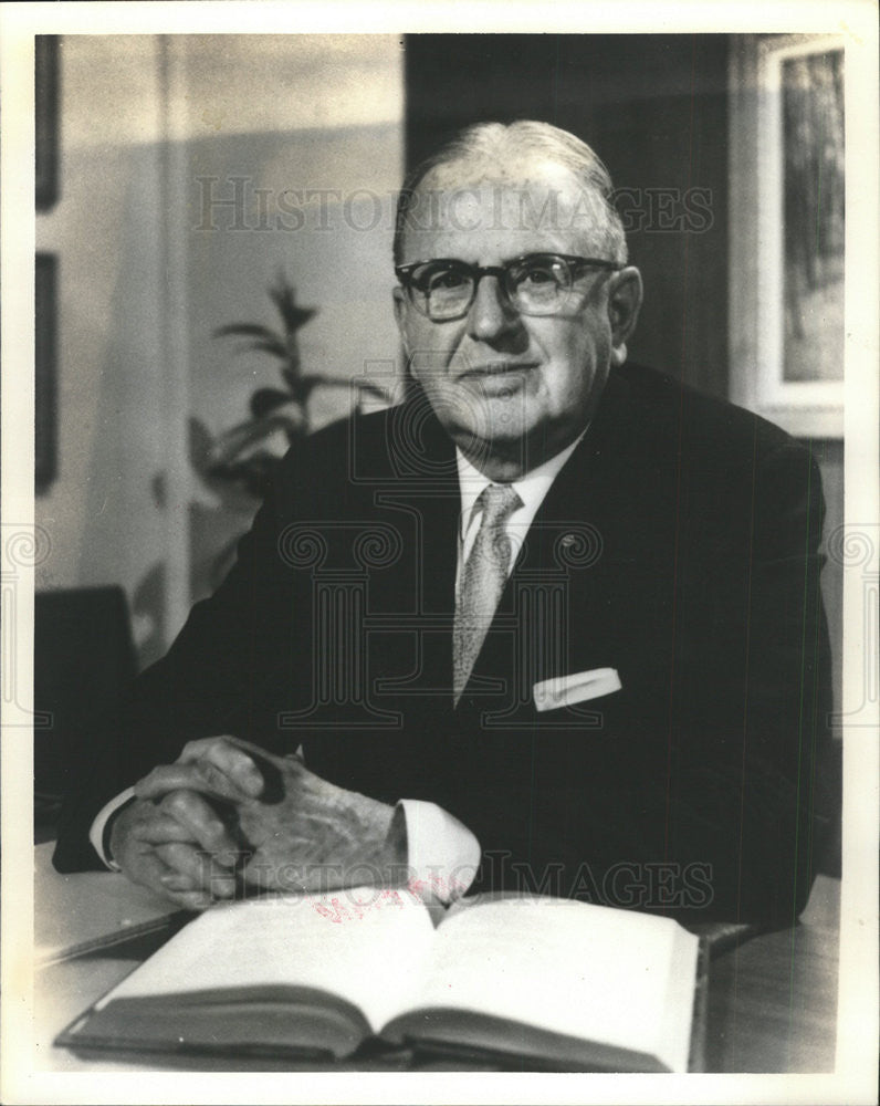 1975 Press Photo Norman Vincent Peale Author - Historic Images