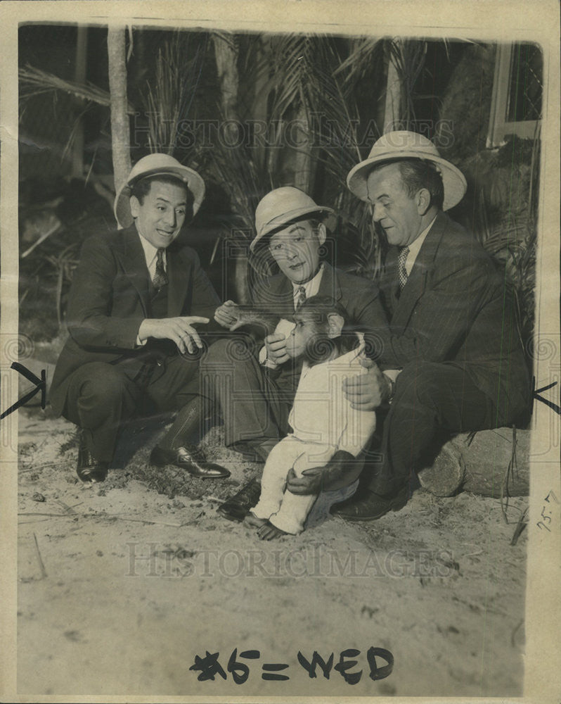 1933 Press Photo World&#39;s Fair My Cousin Hugo Comedy Show - Historic Images