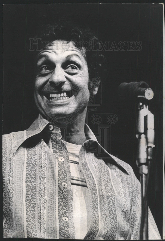 1971 Press Photo Morton Lyon Mort Sahl Canadian Born American Comedian Actor - Historic Images