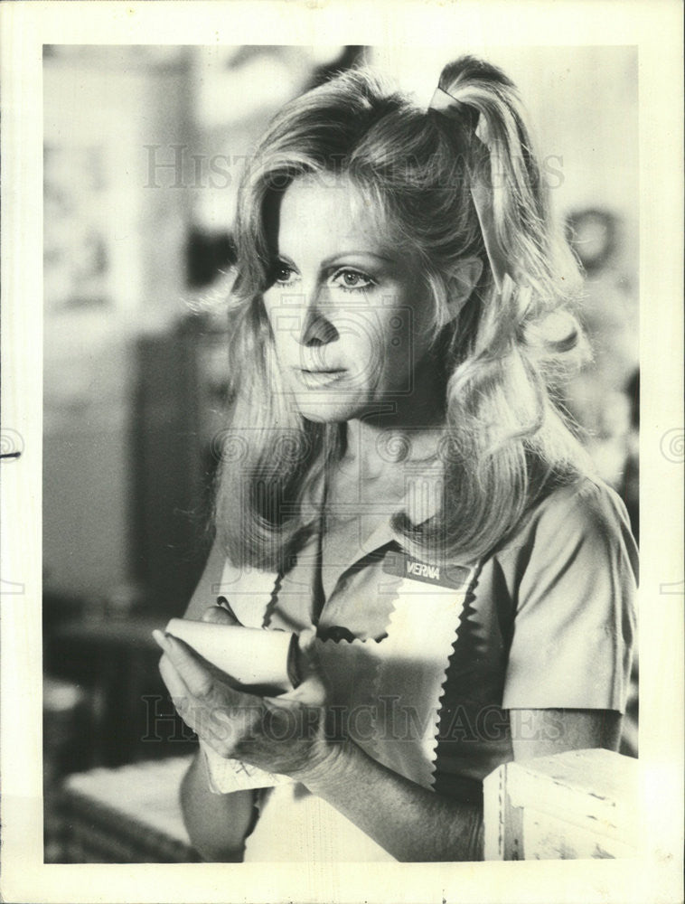 1984 Press Photo Joan Van Ark Knots Landing Film Actress - Historic Images