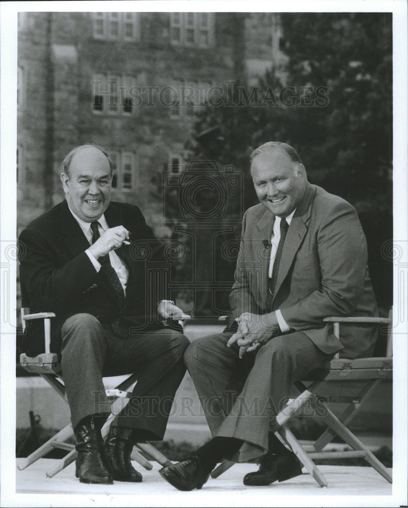 1995 Press Photo Charles Kuralt CBS News Correspondent - Historic Images