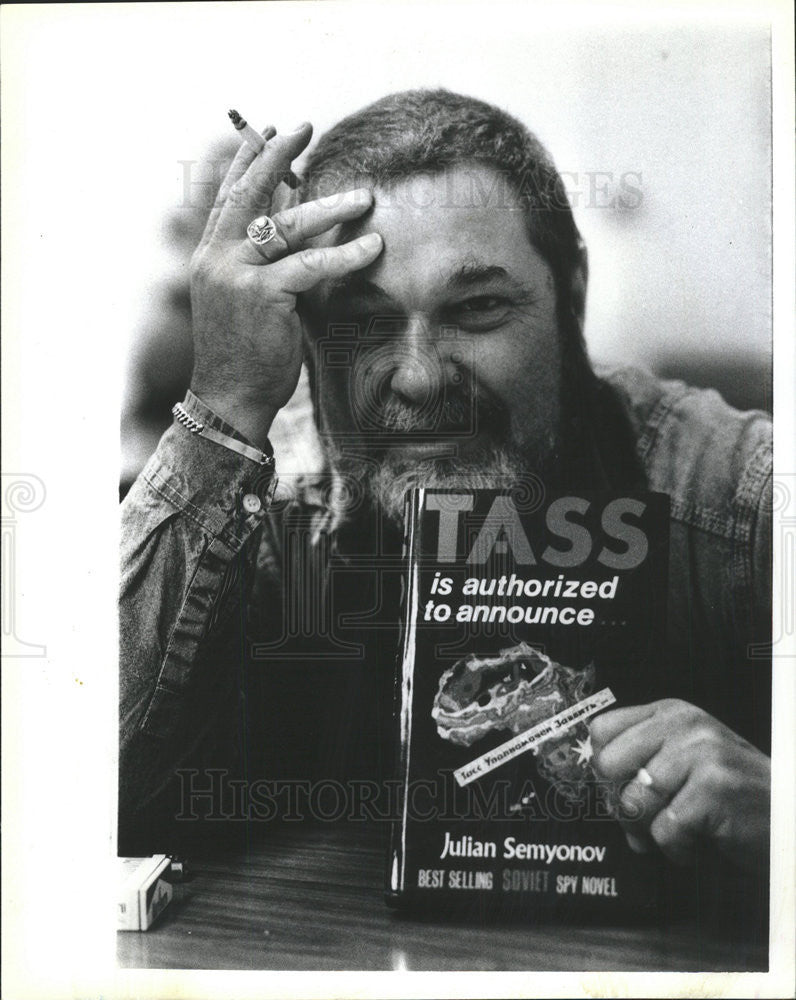 1987 Press Photo Julian Semyonov Russian novelist create realistic character - Historic Images