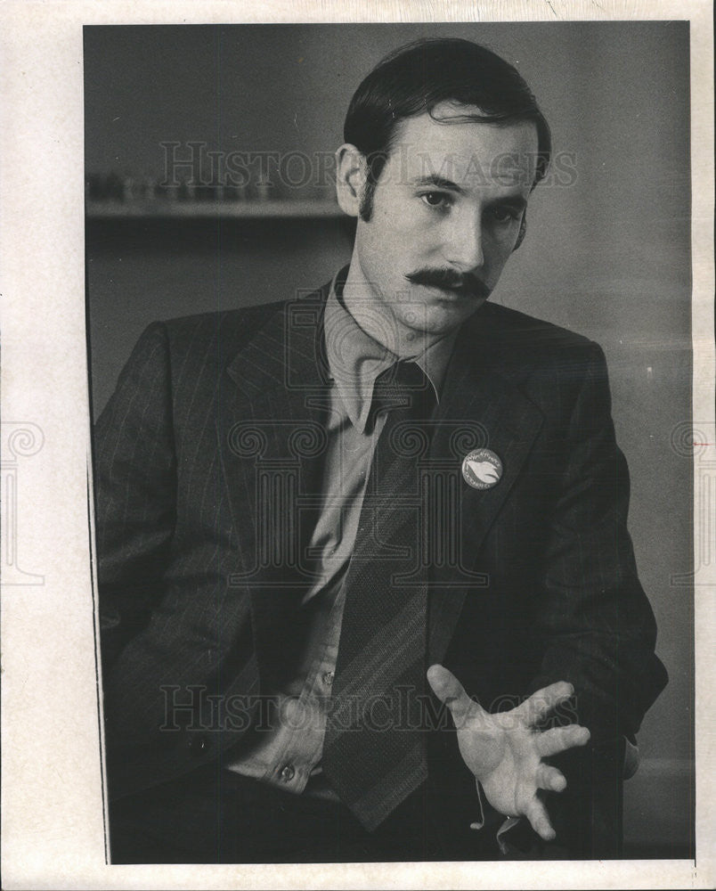 1969 Press Photo Beryn Roberts Chicago Coordinator Vietnam Moritorium Dissent - Historic Images