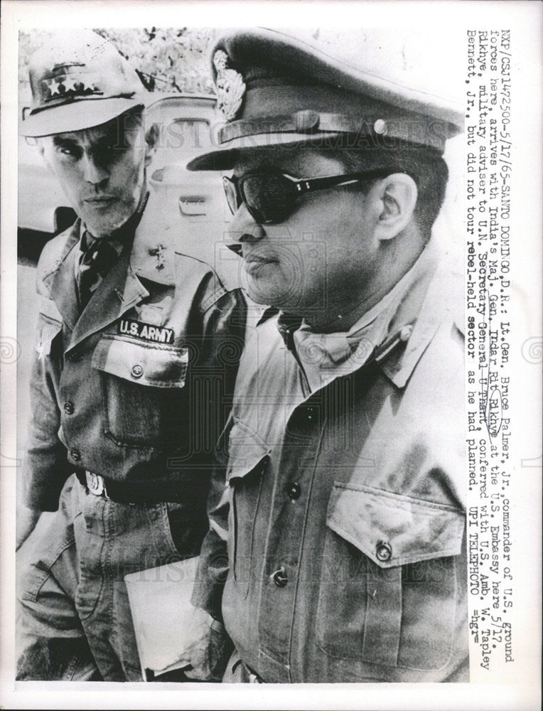 1965 Press Photo Bruce Palmer commander America Force India Indar Rit Rikhye - Historic Images