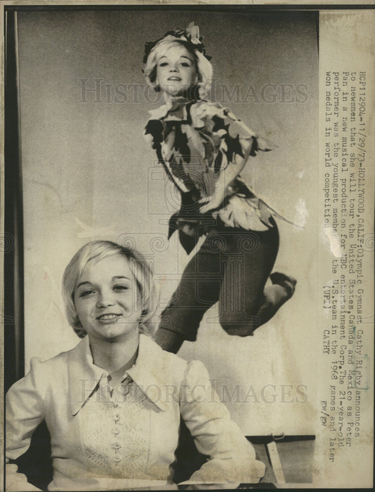 1973 Press Photo Hollywood Olympic Gymnast Cathy Rugby US Canada Mexico newsmen - Historic Images