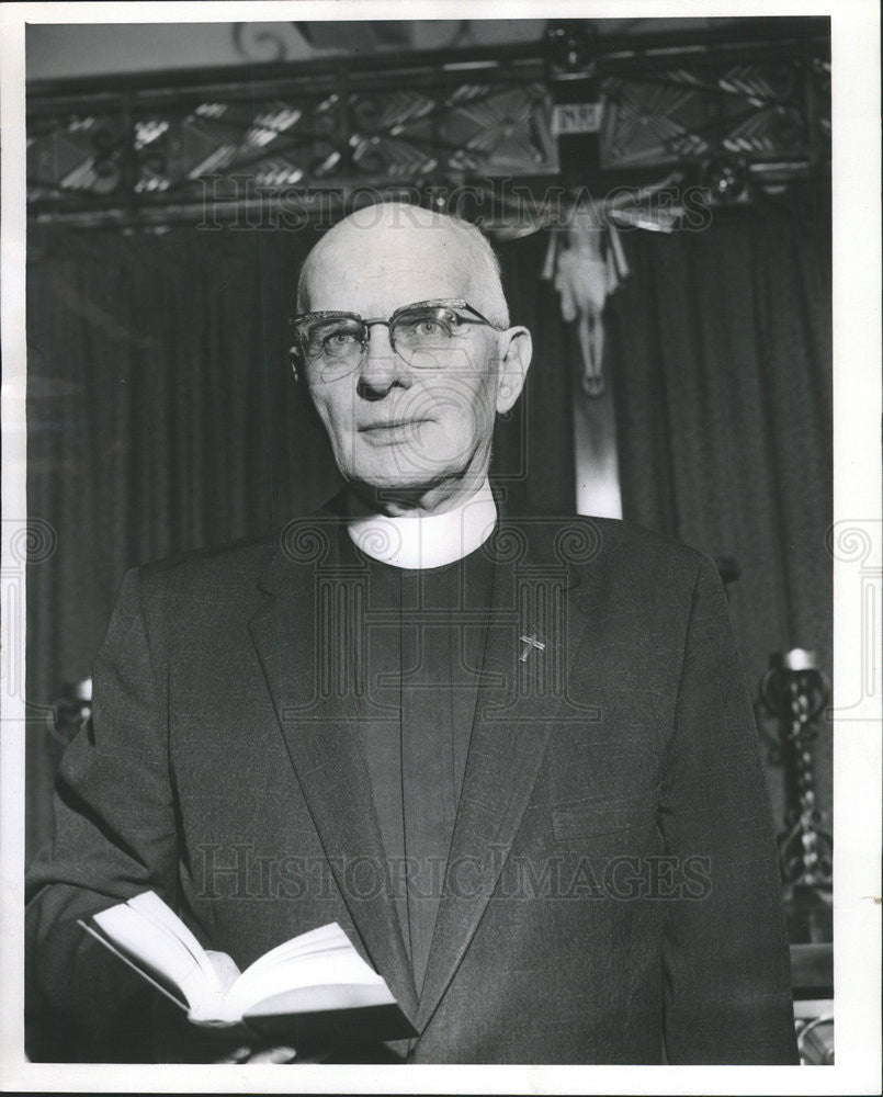 1960 Press Photo Rev. G. A. Roehrs Lutheran Minister and Jail Chaolain - Historic Images