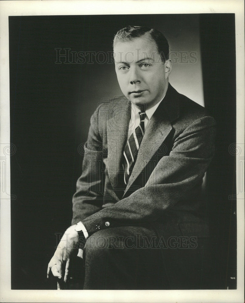 1961 Press Photo JOHN S. ROBLING DIRECTOR COMPANY RELATIONS ENCYCLOPAEDIA - Historic Images