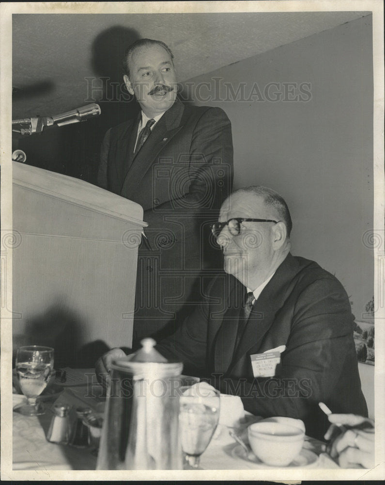 1958 Press Photo Winthrop Rockefeller chairman Arkansas Industrial Commission - Historic Images