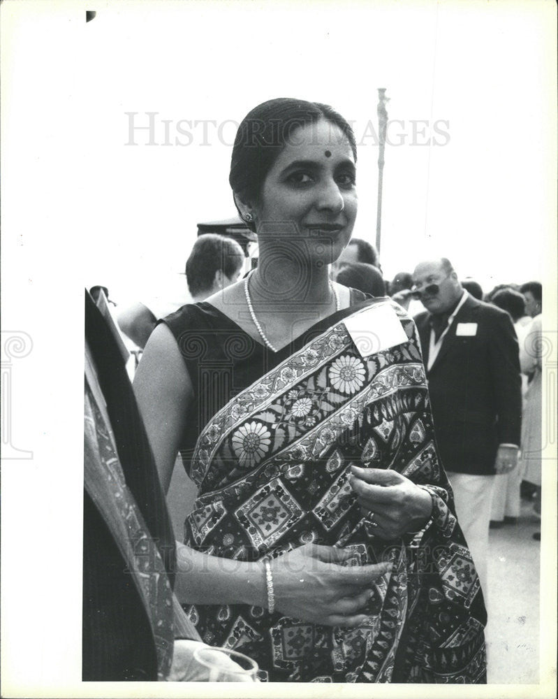 1984 Press Photo Menu Verman, Wife of Consul General of India - Historic Images