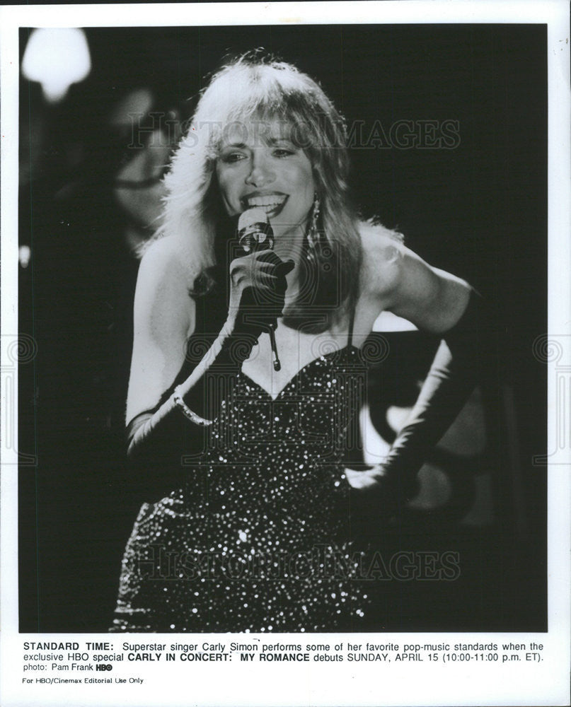 1995 Press Photo Singer Carly Simon - Historic Images