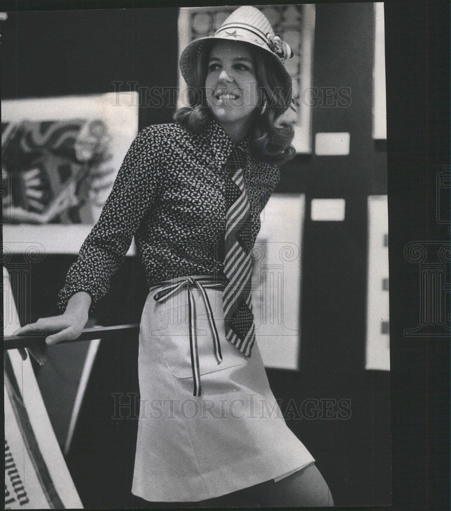 1970 Press Photo Mrs. John Robinson Junior Board Visiting Nurse Association - Historic Images