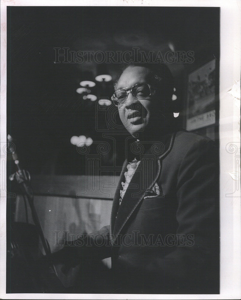 1976 Press Photo Rocky Rockhold repertoire piano solid voice Tiff Sheraton Plaza - Historic Images