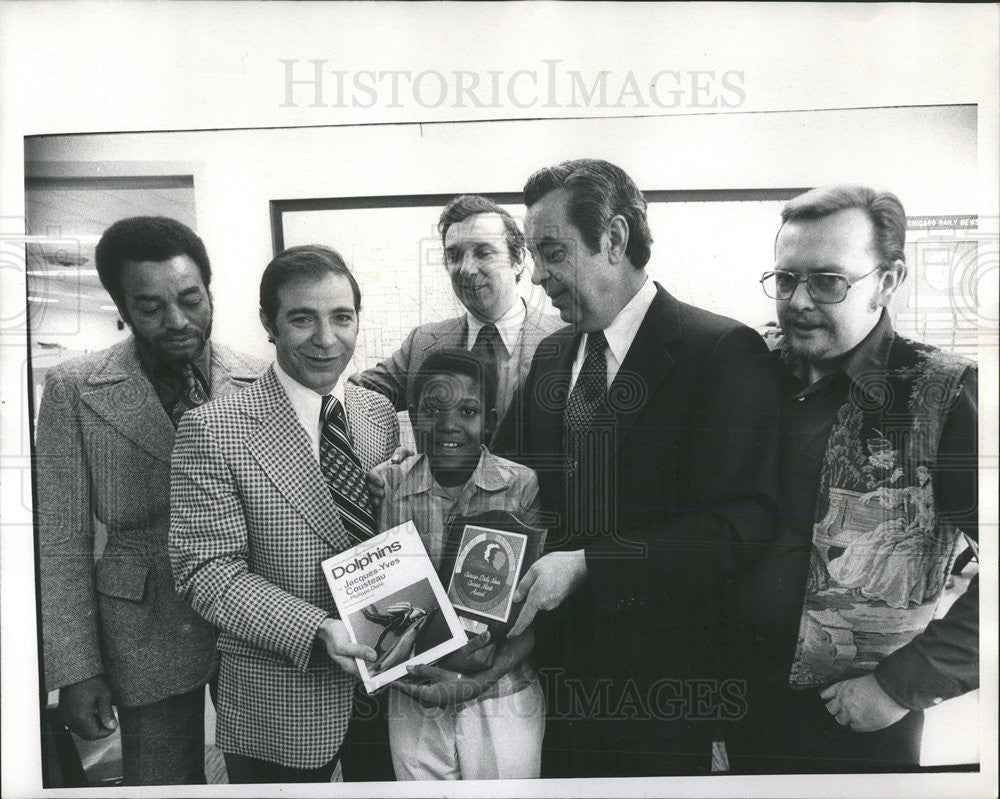 1976 Press Photo Jimmy Walker CDN District Manager Peter Belluomini Manager  \ - Historic Images