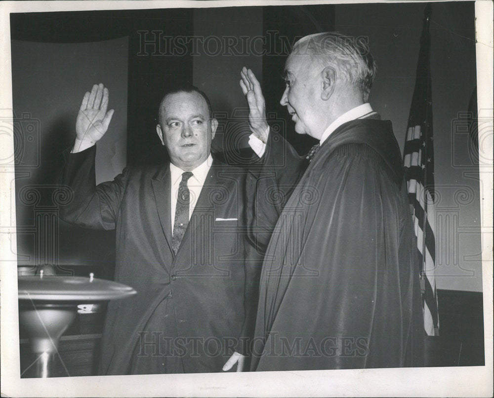 1960 Press Photo Joseph McDonough and Augustine J. Bowe - Historic Images