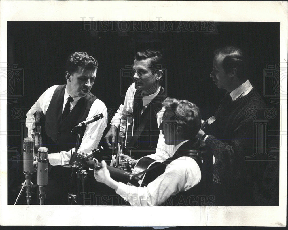 1970 Press Photo Chicago Folk Festival George Armstrong Wilmette Madel Hall - Historic Images