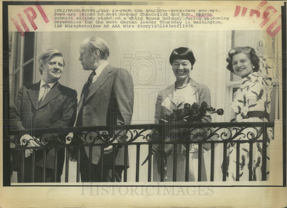 1976 Press Photo White House Balcony Mrs Ford West German Chancellor Schmidt - Historic Images