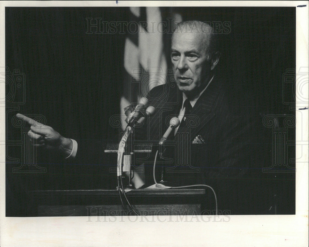 1986 Press Photo George Schultz Secretary of State at Sun Times foreign policy - Historic Images