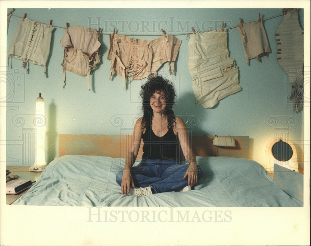 1989 Press Photo Jackie Seigen collects vintage undergarments. - Historic Images