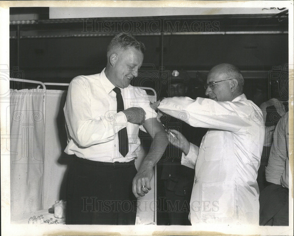 1962 Press Photo Harry Semrow Chicago Postmaster Cook County Board Commissioner - Historic Images