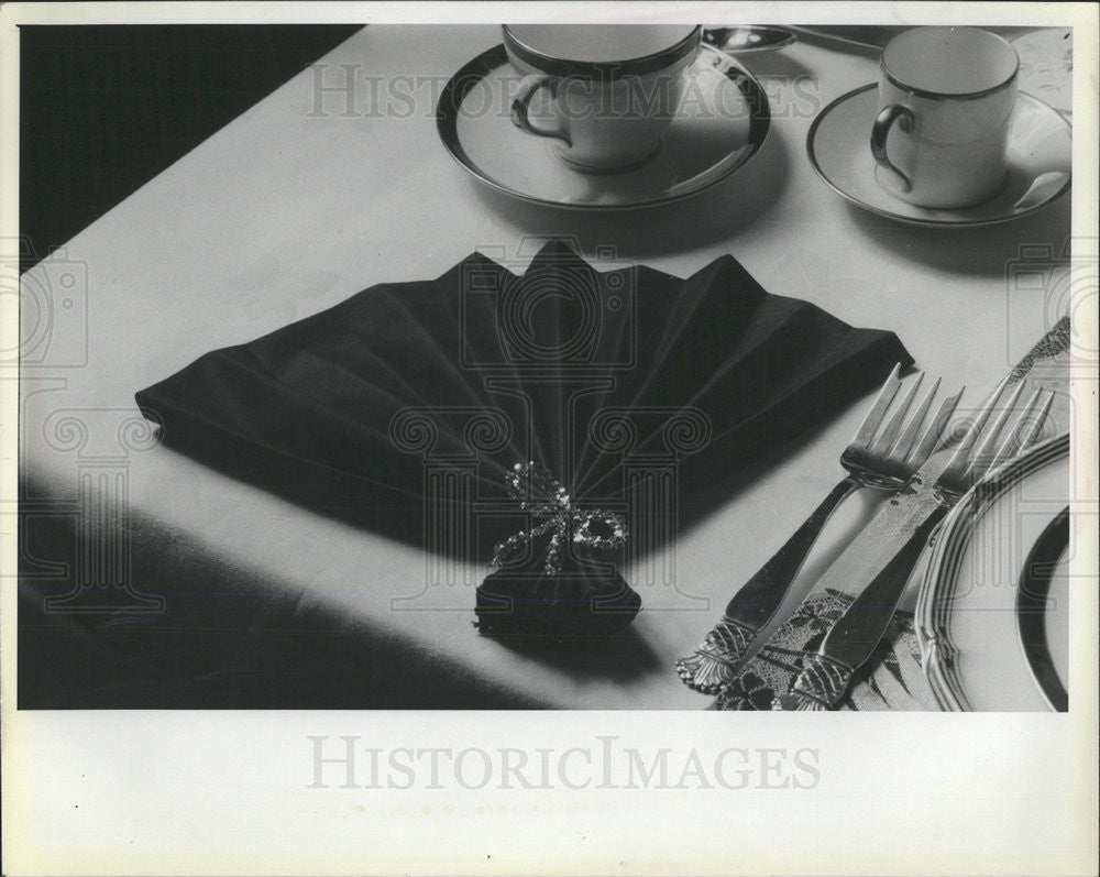 1985 Press Photo Hinsdale City Illinois Interior Designer Robert W. Smith Home - Historic Images