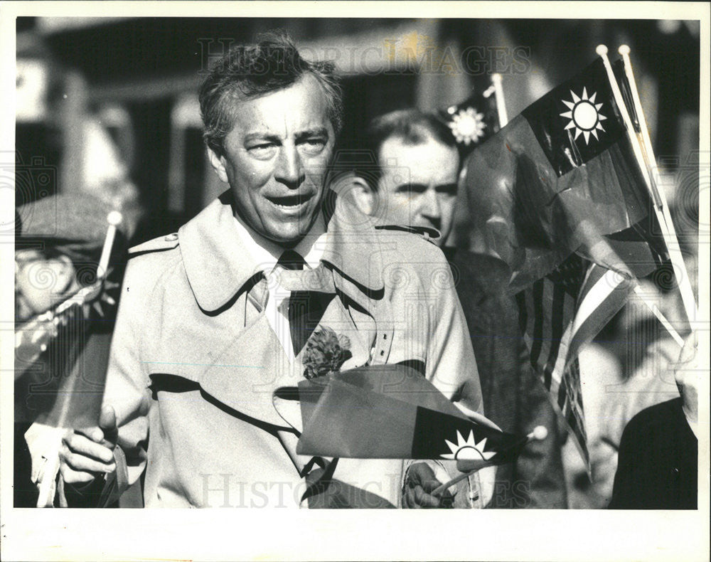 1987 Press Photo Mayoral Hopeful Ed Vyrdolyak - Historic Images