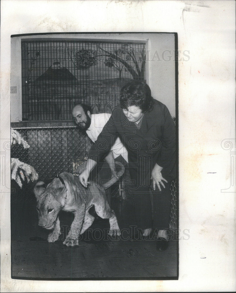 1972 Bob Robert Holding Dog Tail-Historic Images