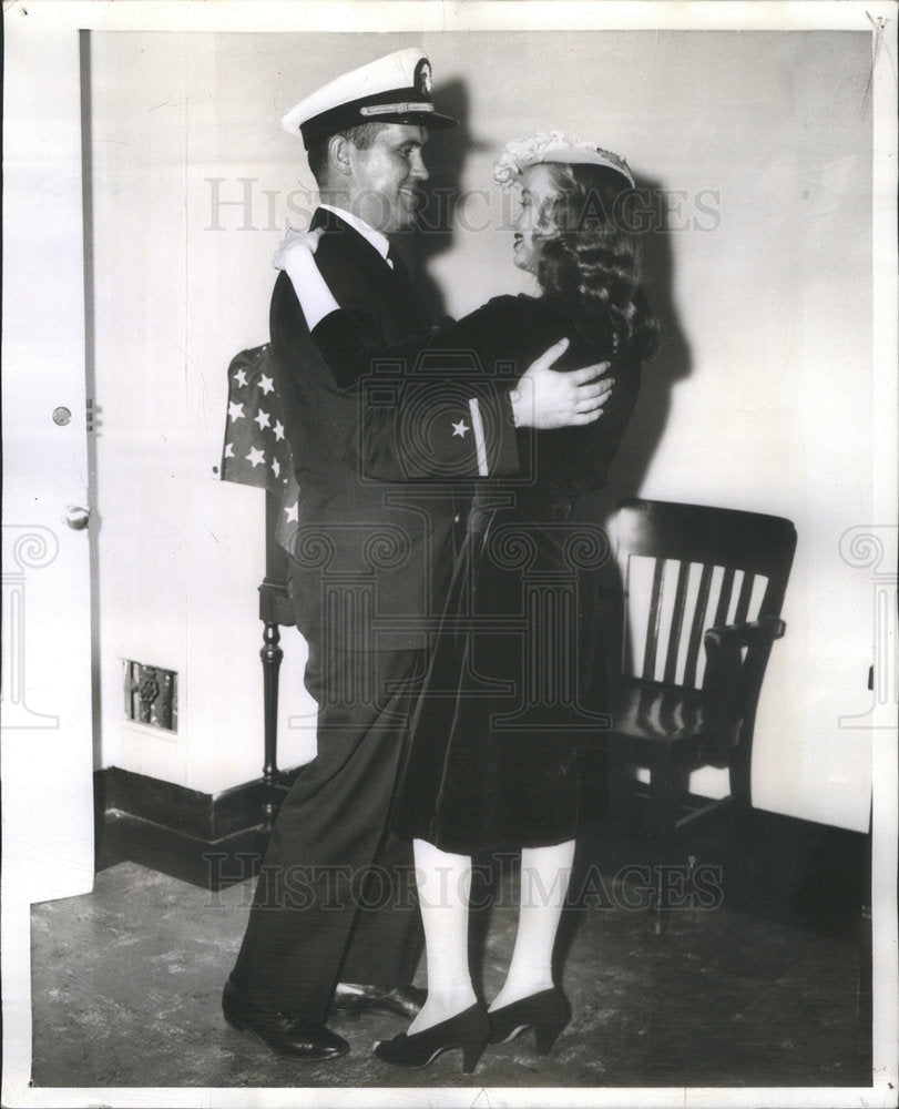 1941 Ensign Johnson Kay Littlefield Ball Army Navy Club-Historic Images