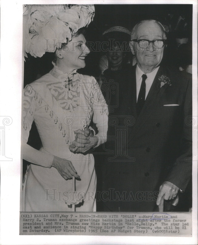 1965 Mary Martin and Harry S. Truman exchange Greetings-Historic Images
