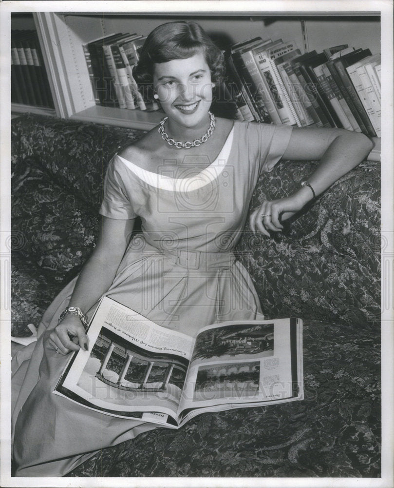 1953 Miss Mary Brewster Laflin engagement Lake Forest Richard Snap-Historic Images