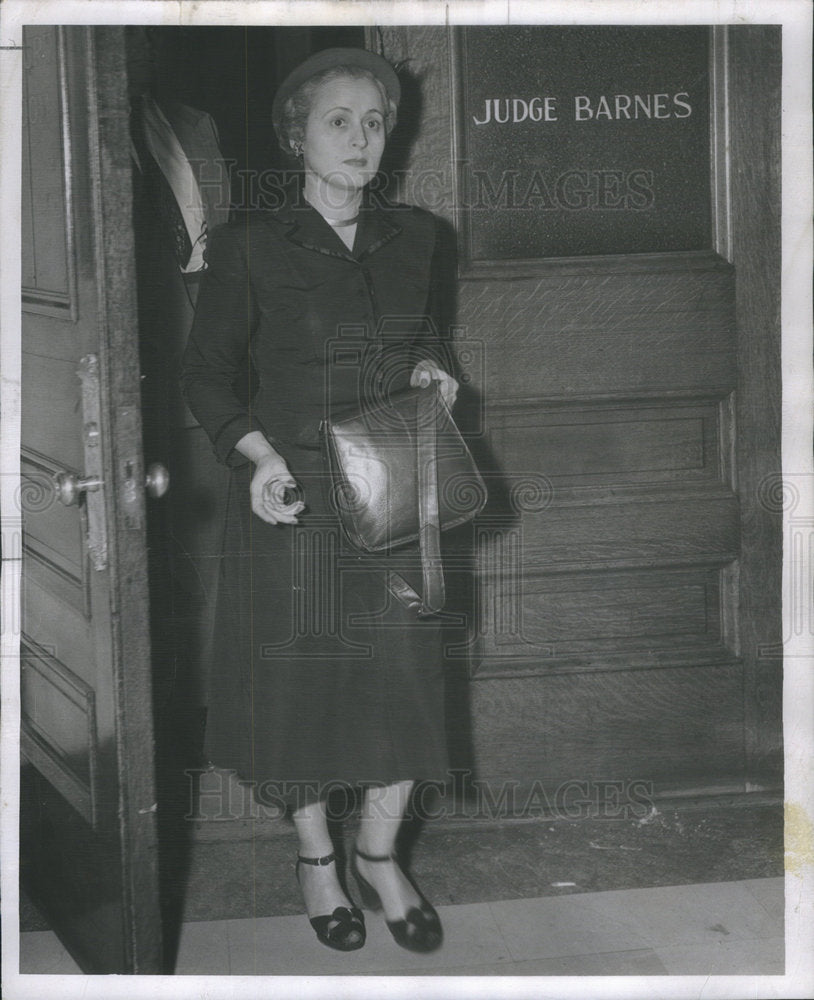 1951 Press Photo Marie Irene Knoll New York War Bride Fraud Judge Barnes US - Historic Images