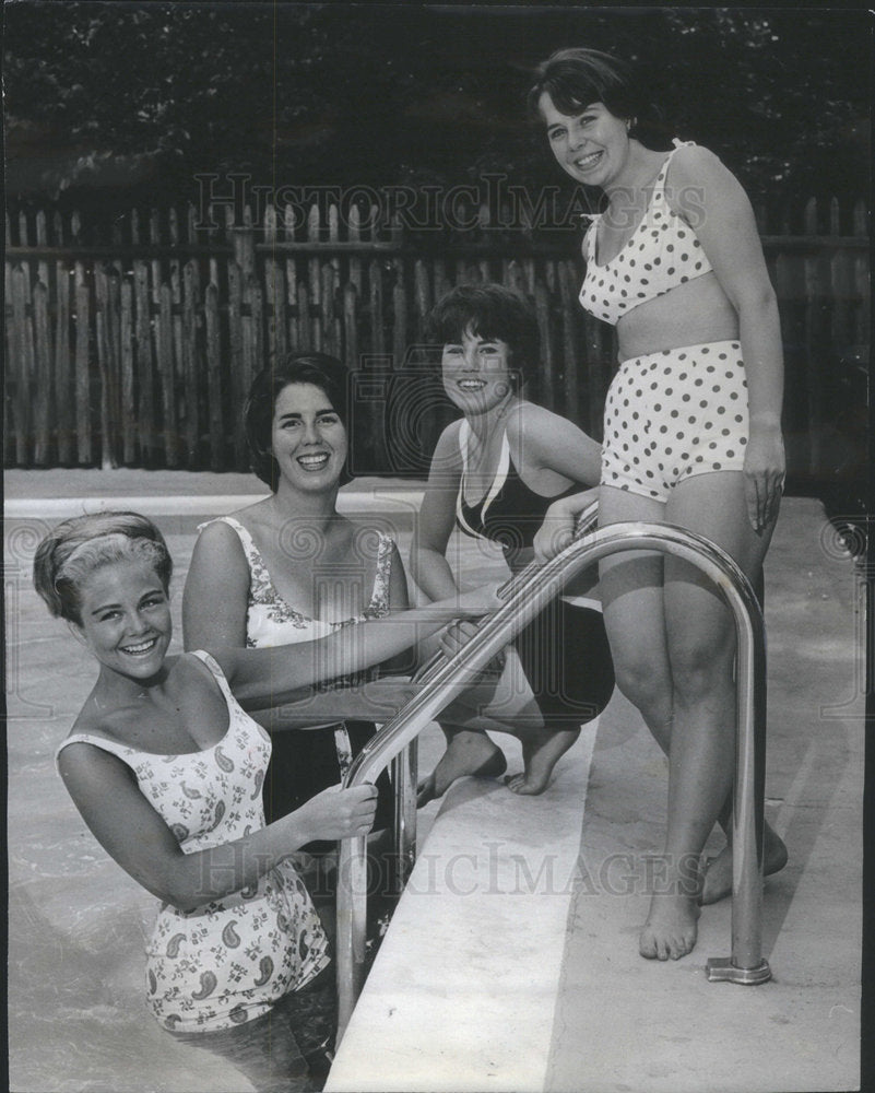 1964 Winnetka Debs Have Fun at Annual Pool Party-Historic Images