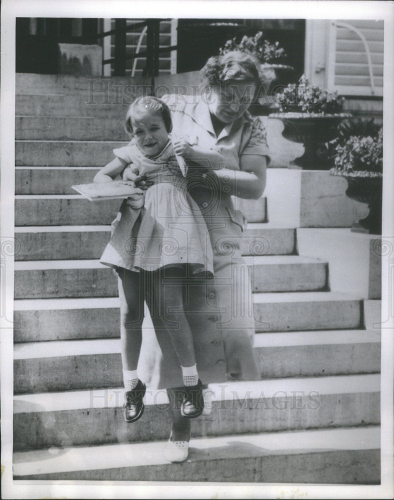 1953 Princess Marijke Queen Juliana Netherlands-Historic Images