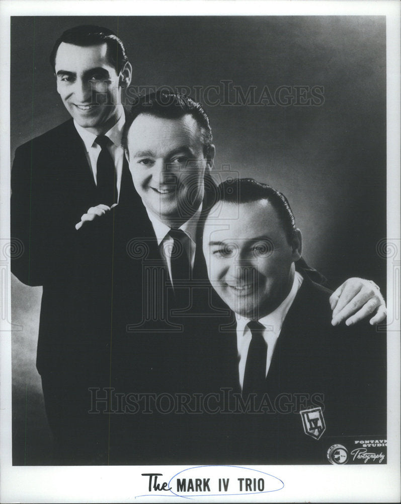 1970 The Mark Trio W/ Hands On Shoulders - Historic Images