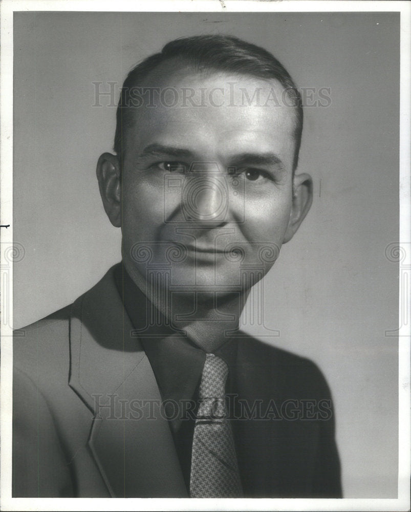 1975 Evanston Federal Saving Donald Marten President manage officer - Historic Images