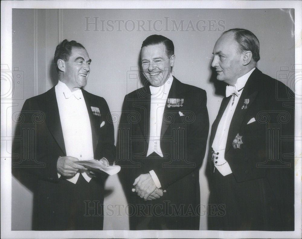 1954 Press Photo Hugh Bullock, Henry Lodge & Sir Gladwyn Jebb @ Farewell Dinner - Historic Images