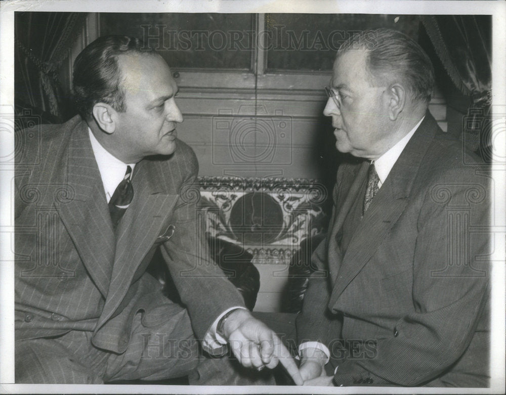 1942 Senator Scott Lucas huddle Warren Austin Corridor Langer Snap-Historic Images