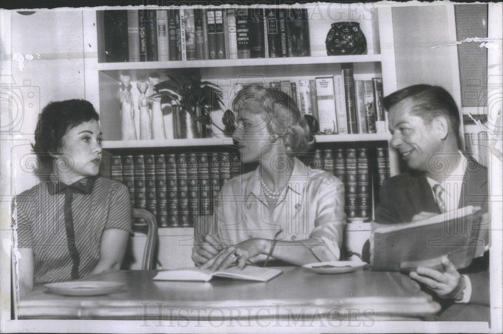 1959 Clare Both Luce Ambassador Brazil chats Wichita Portuguese-Historic Images