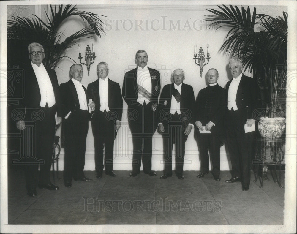 1930 Sir Ronald Lindsay &amp; Pilgrims of the United States-Historic Images