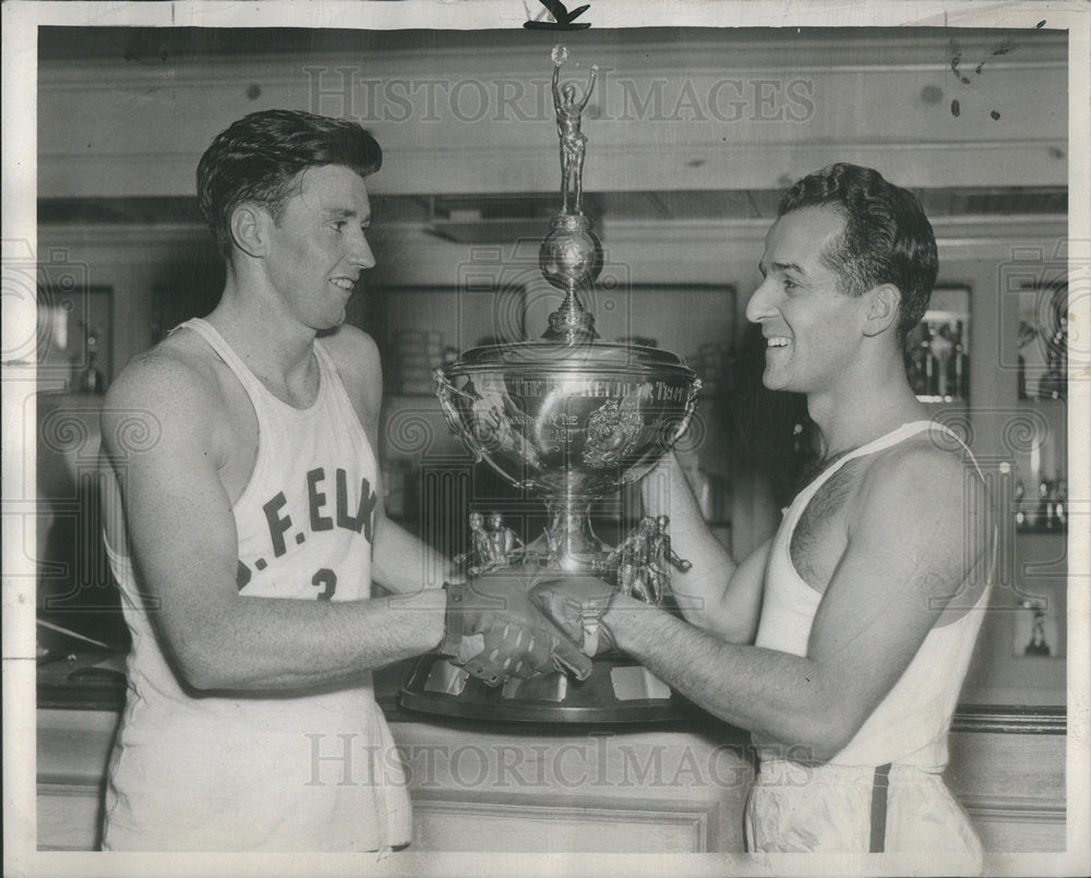 1948 Press Photo Bob Brandy & Gus Lewis, Handball Tournament - Historic Images