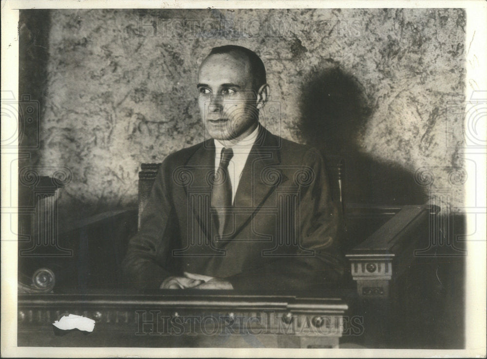 1932 Capt. W.N. Lancaster former British Army Flyer on witness stand - Historic Images