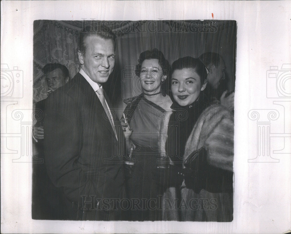 1962 Press Photo Lund Hatcher - Historic Images