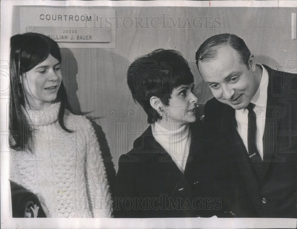 1969 Press Photo Hillard Marks Kidnappers Sentencing DuPage County Courthouse - Historic Images