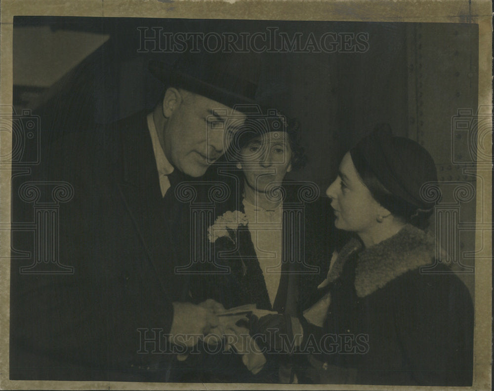1937 Lord Dudley Marley British Politician & Wife-Historic Images